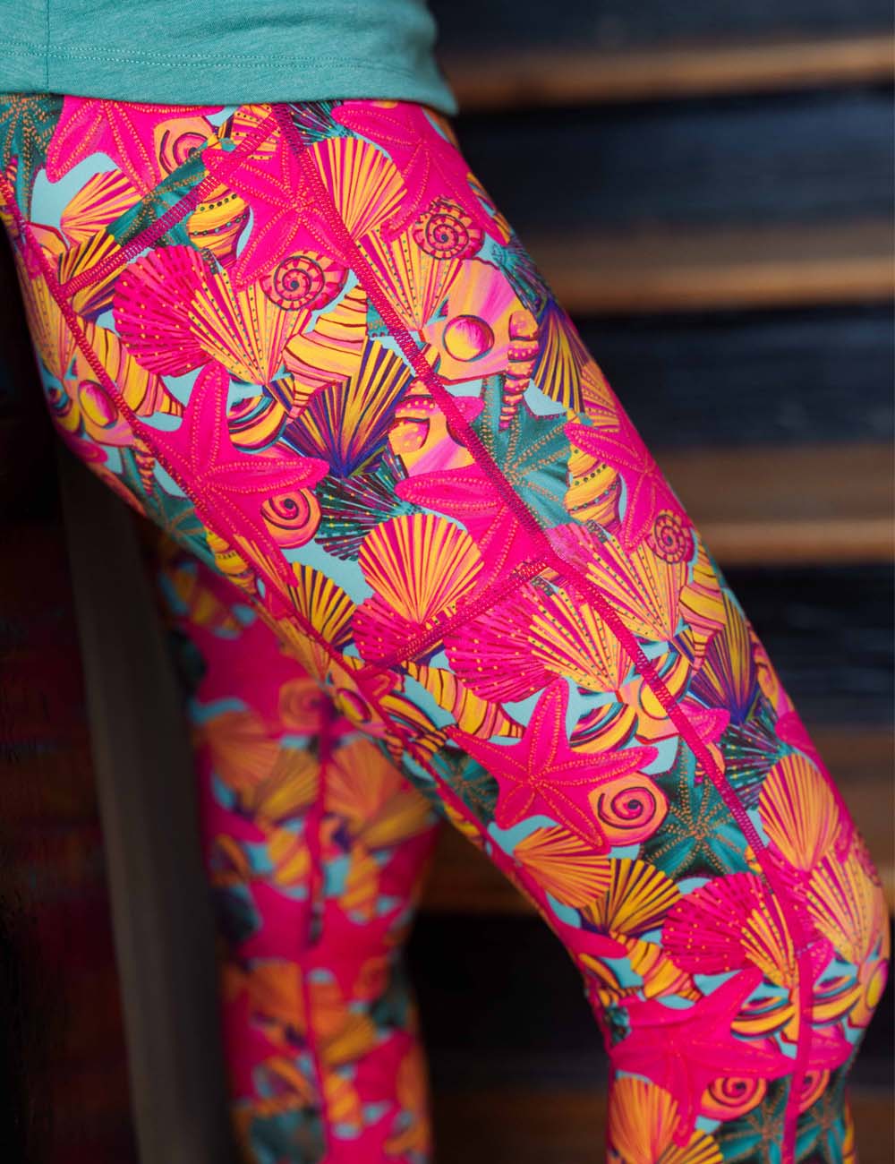 Beach Please Leggings - Image 2