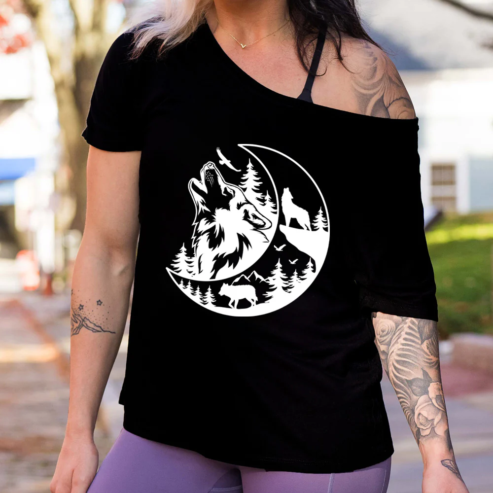 Howling Wolf Moon | Slouchy Tee