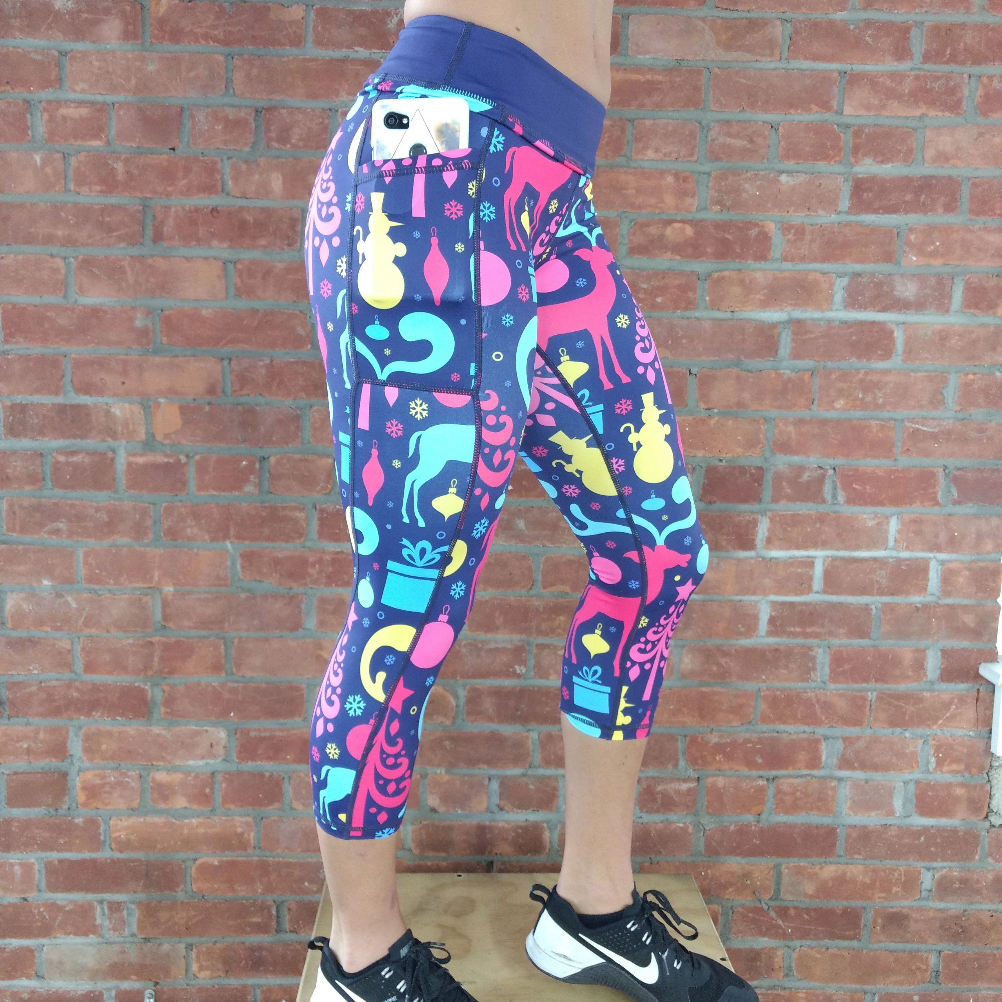 Merry Fitmas Leggings - Image 2