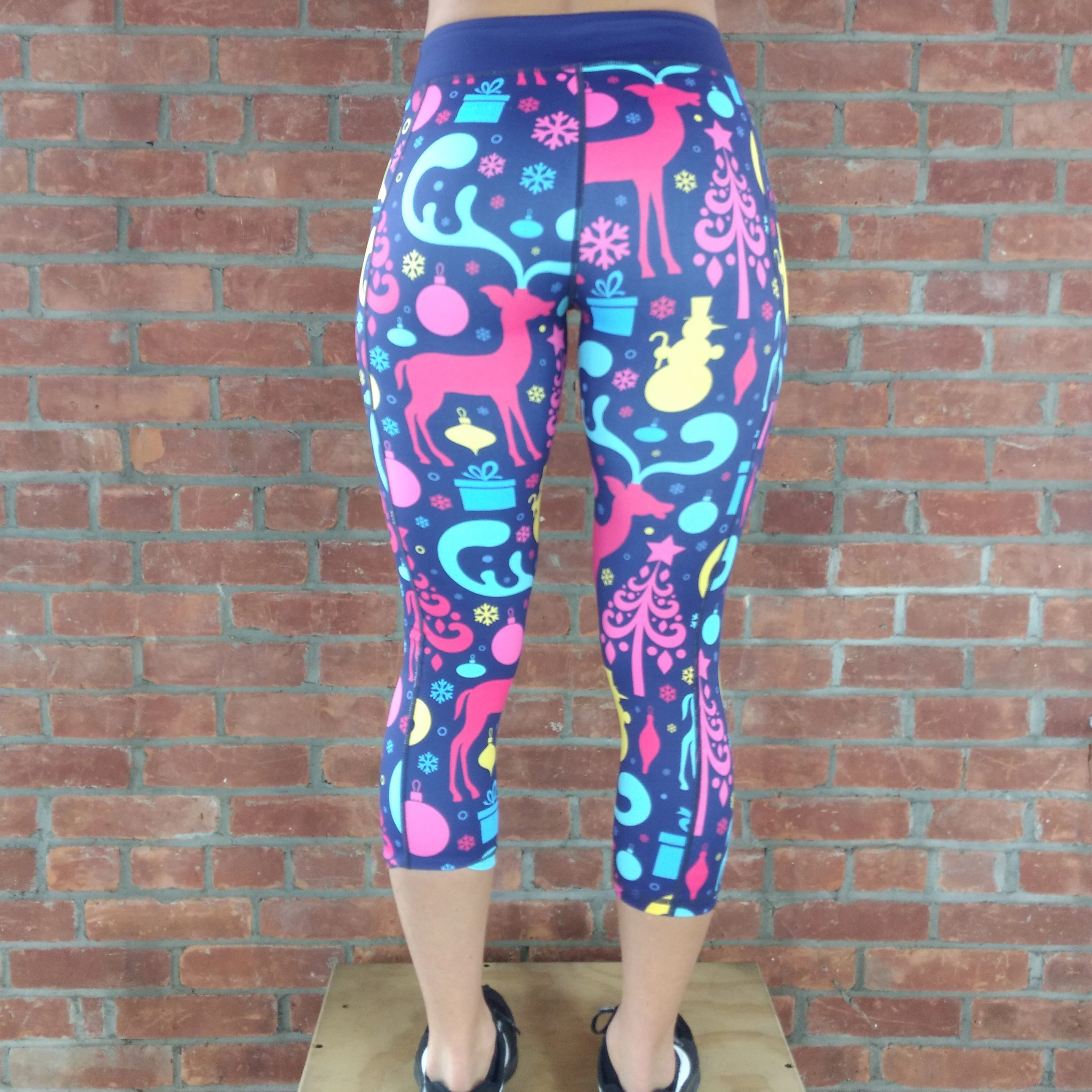 Merry Fitmas Leggings - Image 3